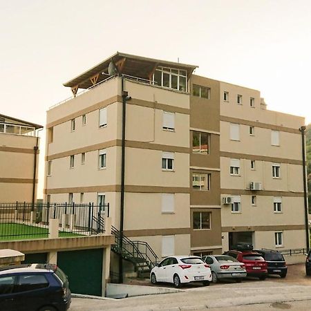 Apartment Green House Petrovac Exteriör bild